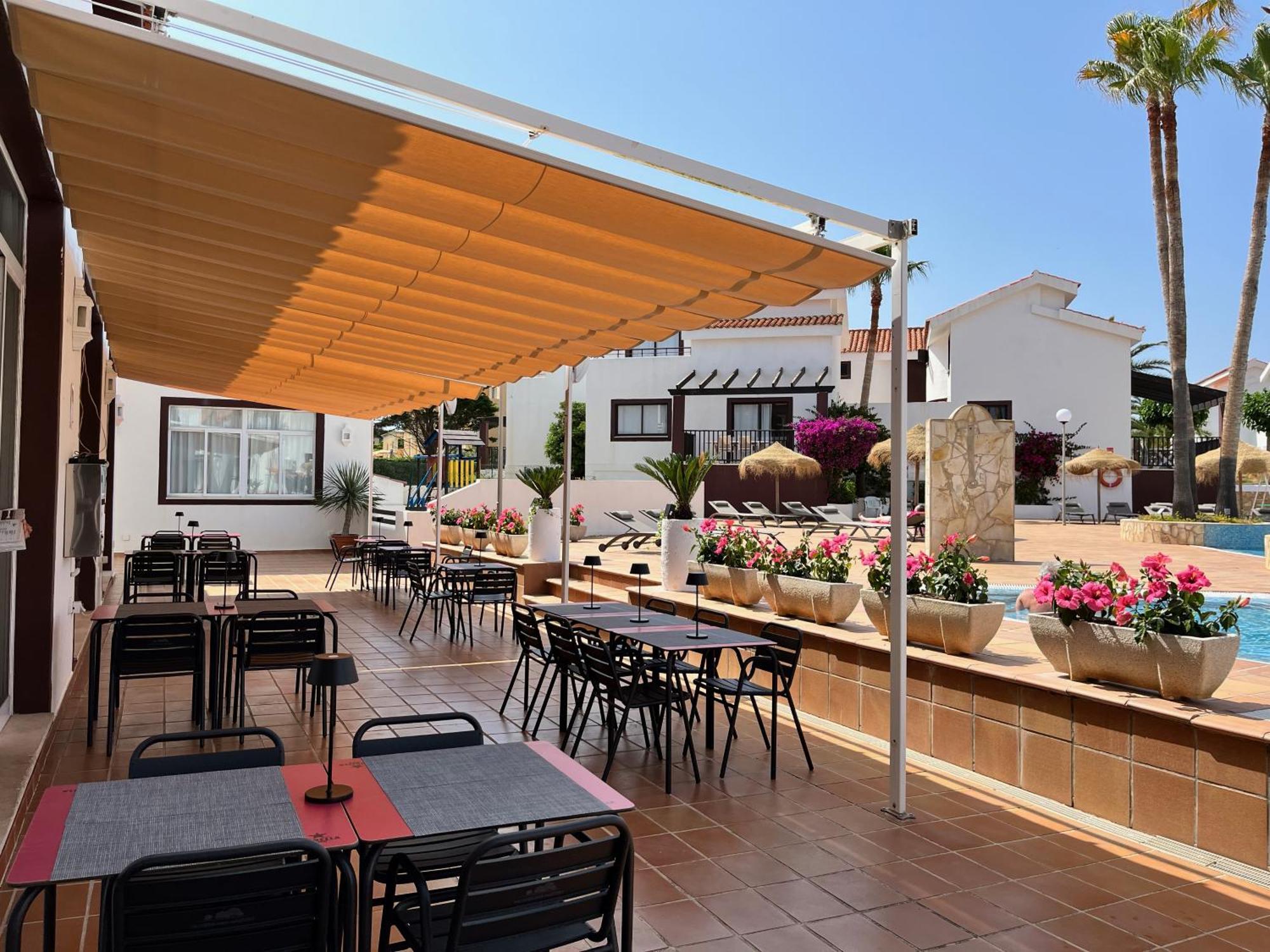 كالا ان بوسش Nuramar Aparthotel المظهر الخارجي الصورة