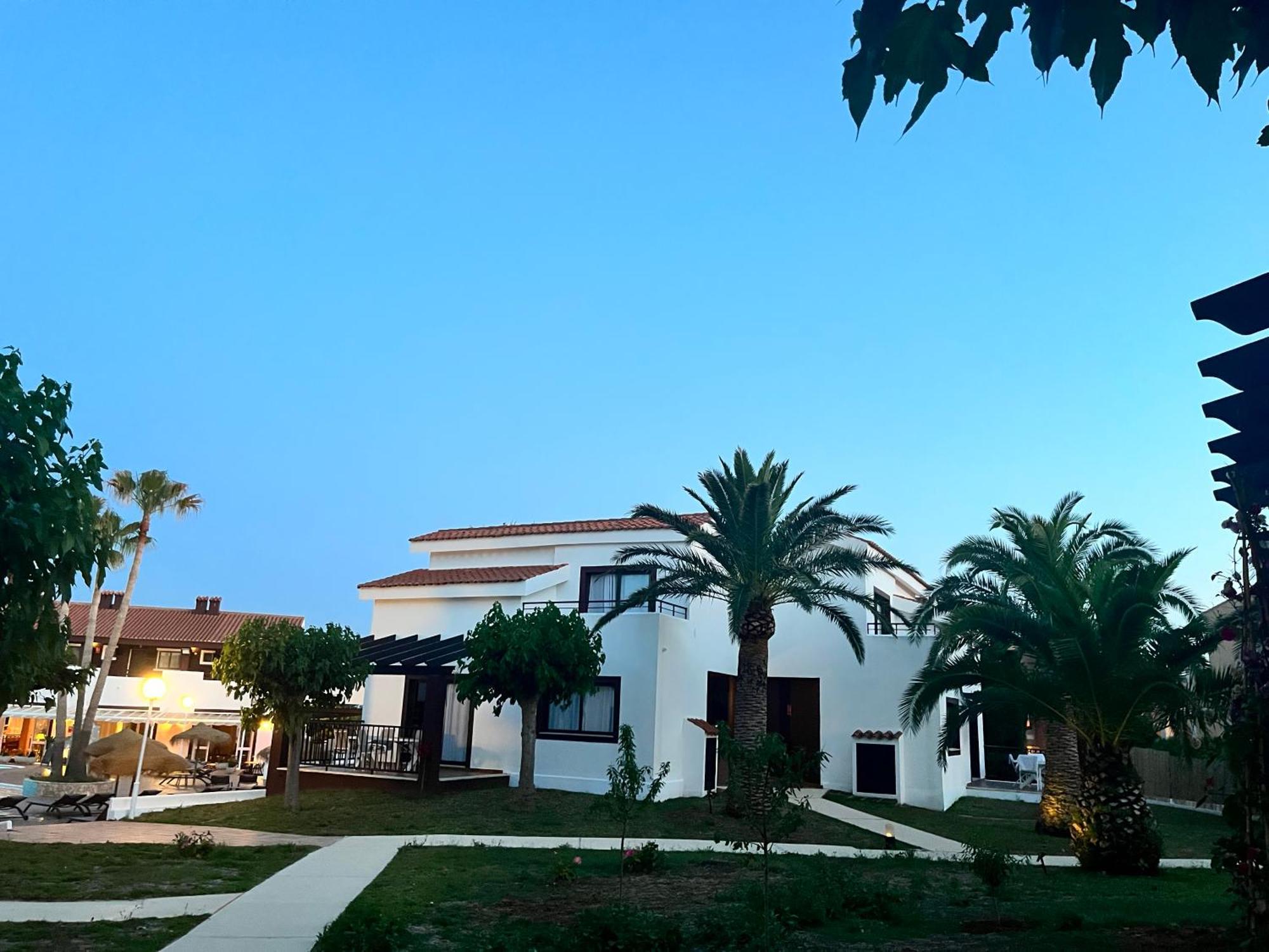 كالا ان بوسش Nuramar Aparthotel المظهر الخارجي الصورة
