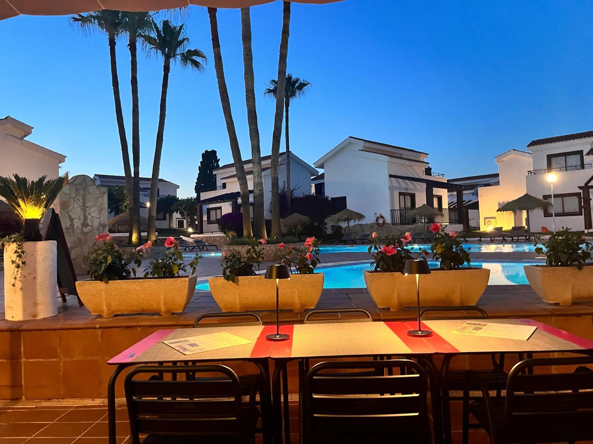 كالا ان بوسش Nuramar Aparthotel المظهر الخارجي الصورة