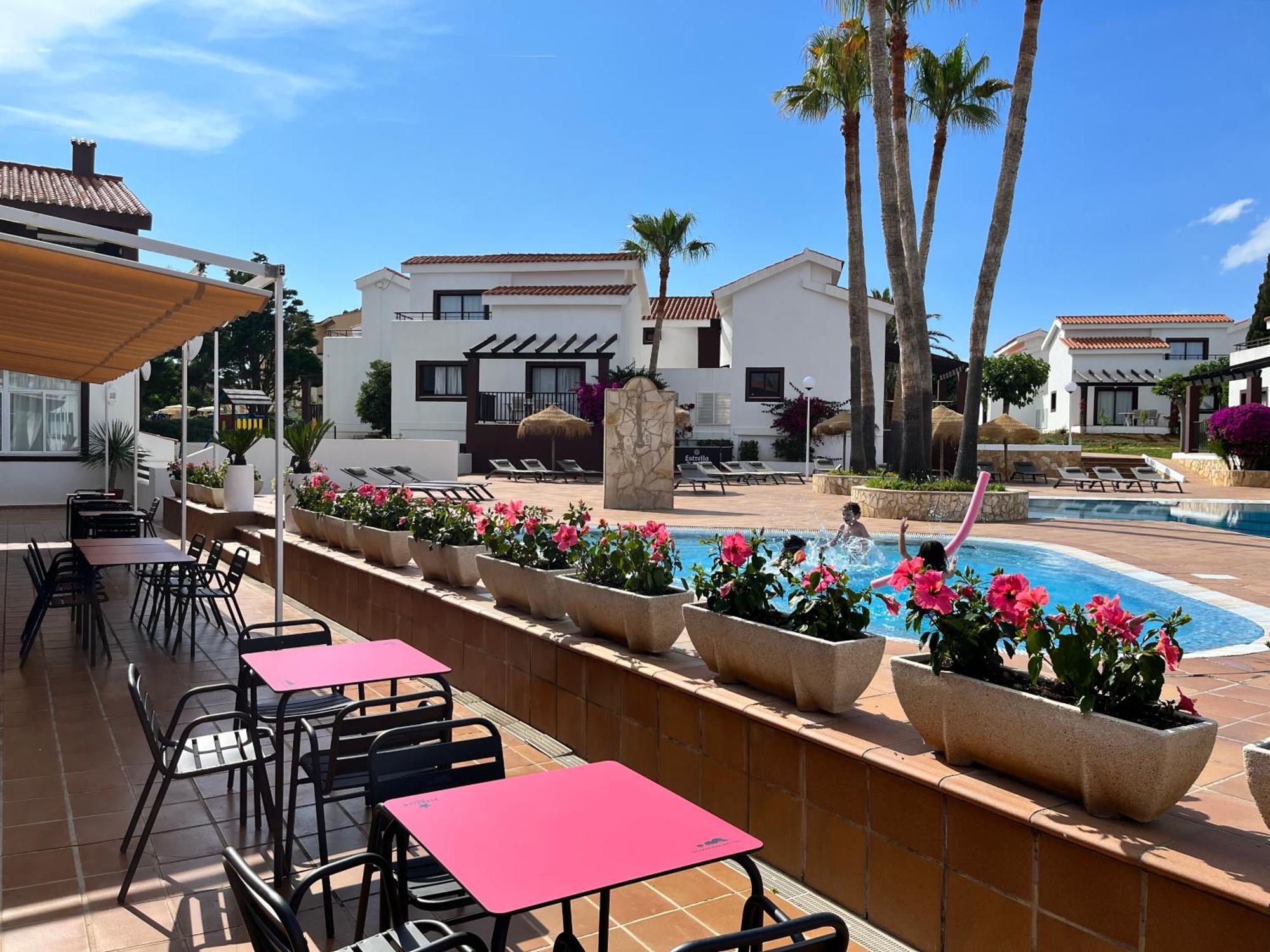 كالا ان بوسش Nuramar Aparthotel المظهر الخارجي الصورة