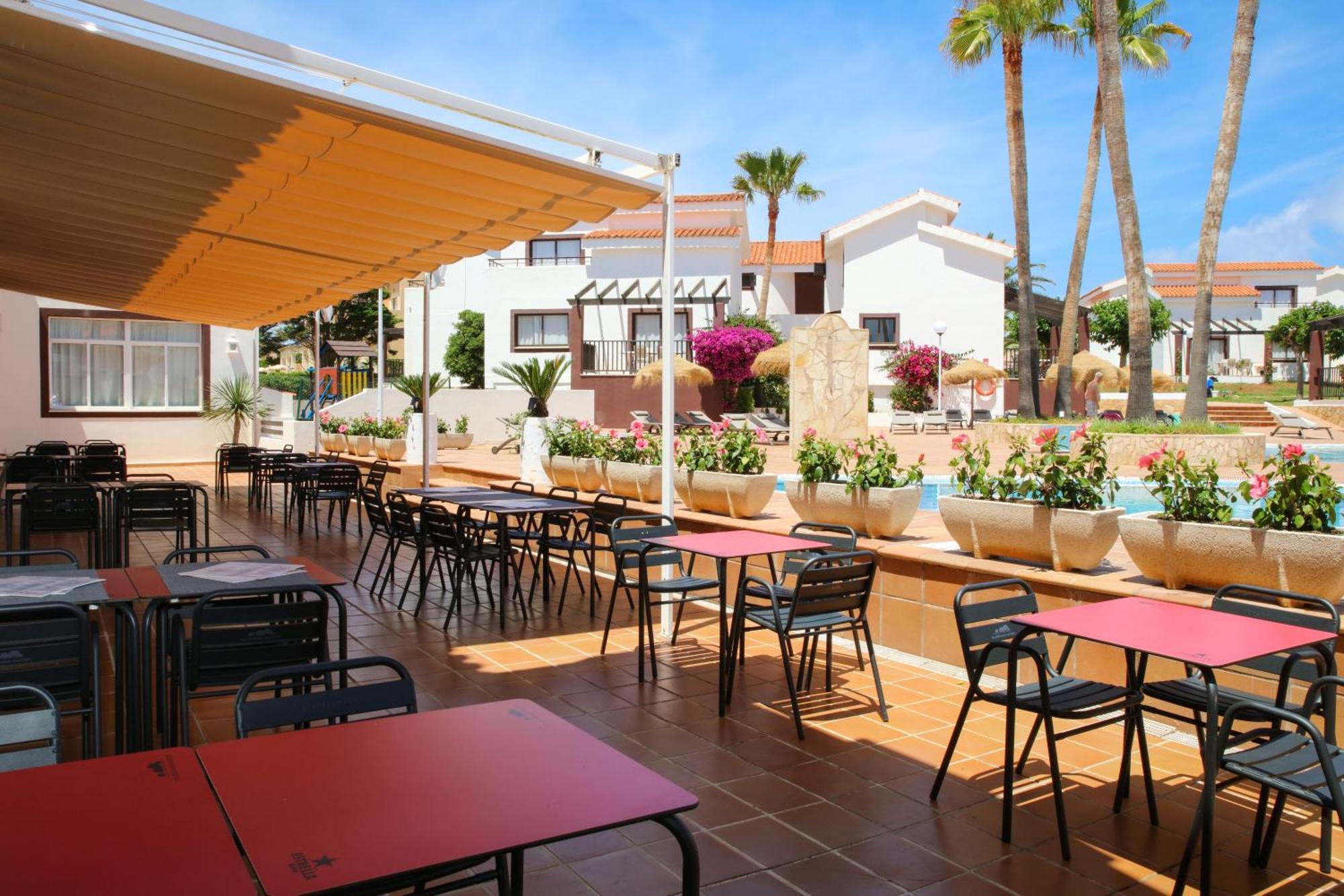 كالا ان بوسش Nuramar Aparthotel المظهر الخارجي الصورة