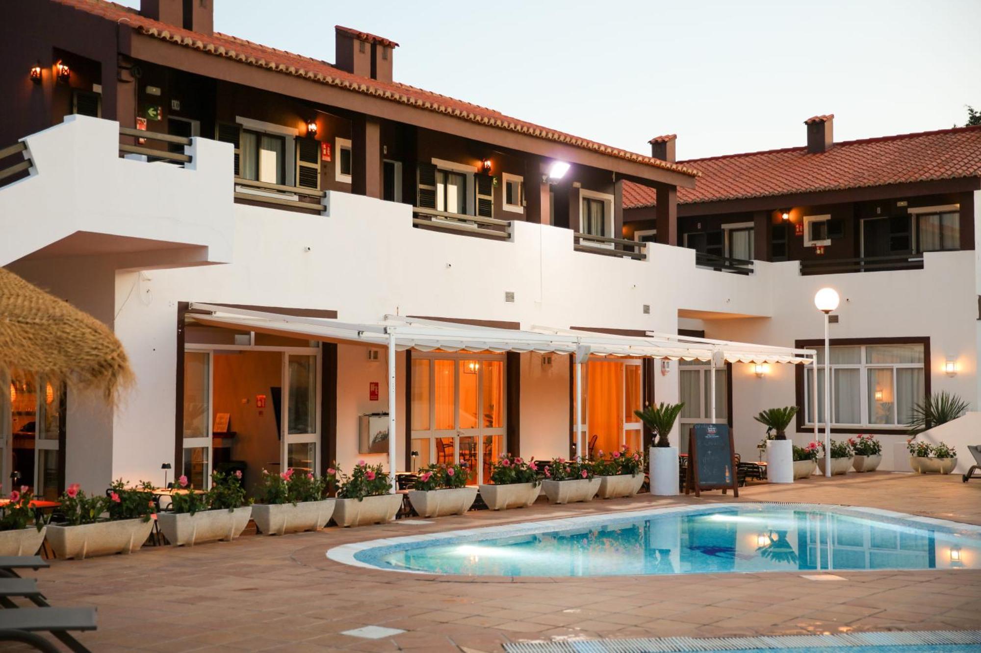 كالا ان بوسش Nuramar Aparthotel المظهر الخارجي الصورة