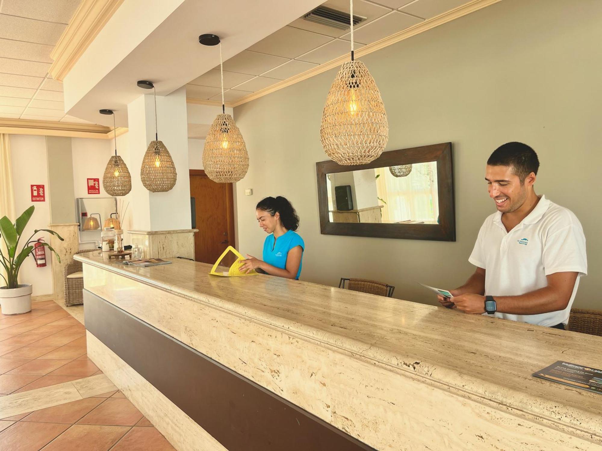 كالا ان بوسش Nuramar Aparthotel المظهر الخارجي الصورة